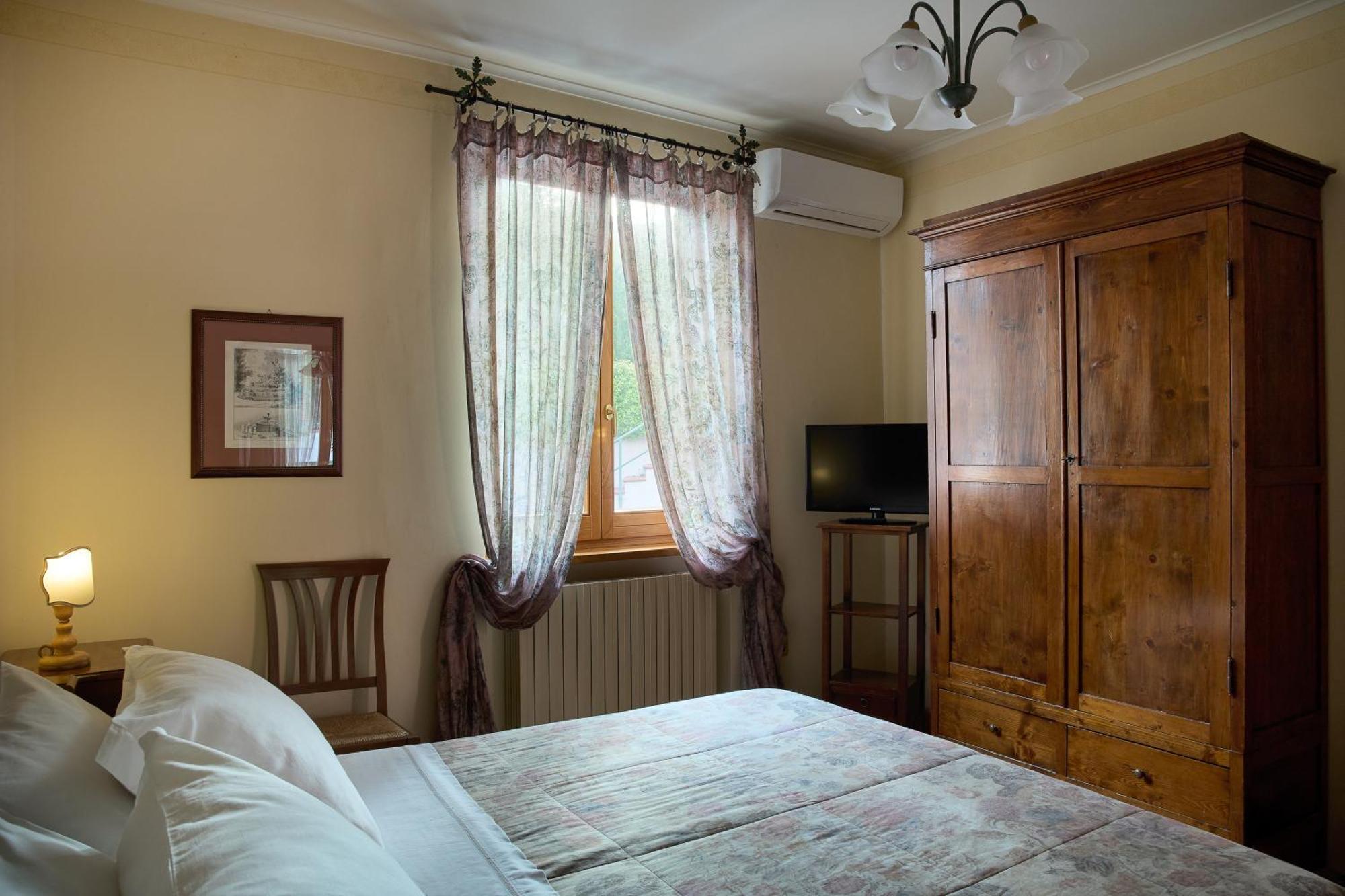 Albergo Villa Cristina Spoleto Exterior photo