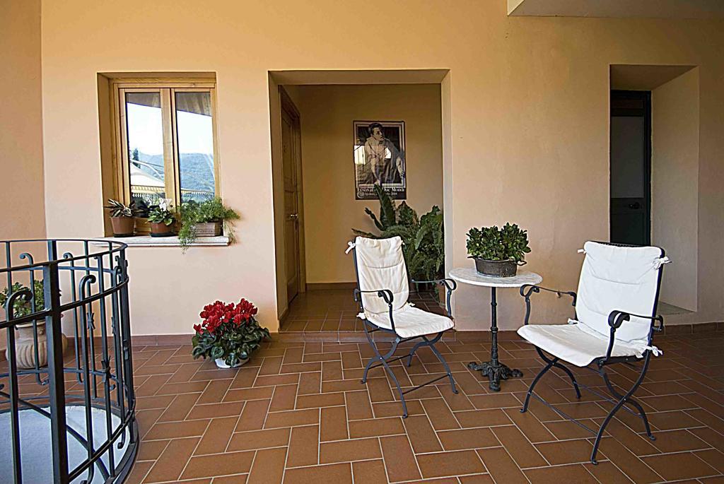 Albergo Villa Cristina Spoleto Exterior photo