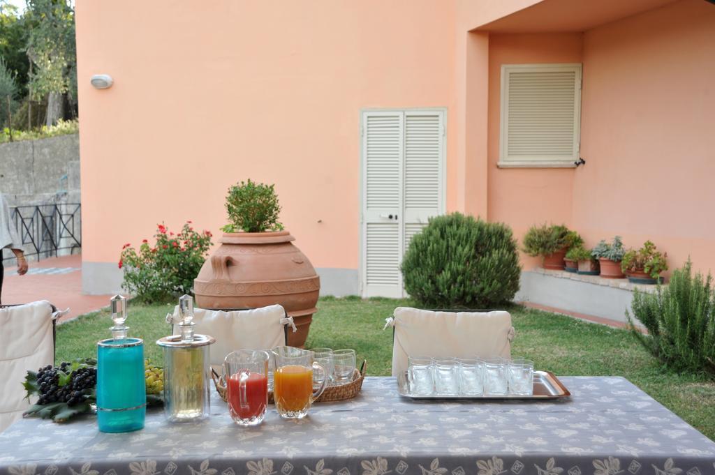 Albergo Villa Cristina Spoleto Exterior photo